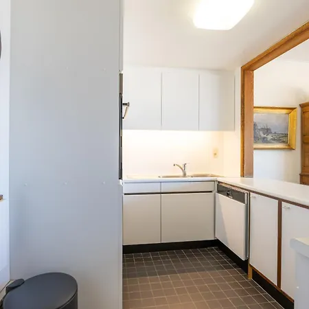 Royal Palace 3 - Seascape Apartment *